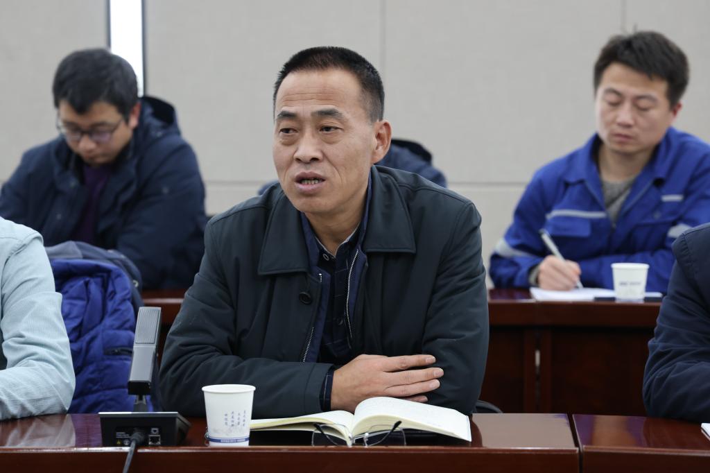 20240308-國(guó)家礦山安全監(jiān)察局陜西局到金堆礦區(qū)開(kāi)展幫扶式安全監(jiān)察 (2).JPG