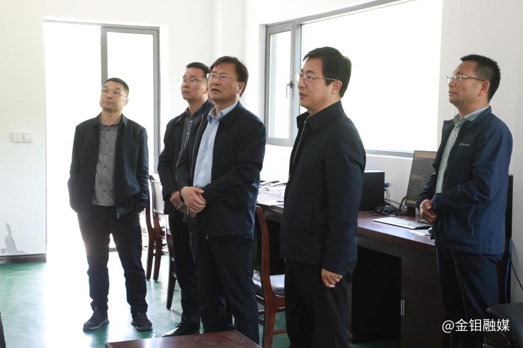 20240502-國(guó)家礦山安全監(jiān)察局陜西局副局長(zhǎng)申旭平一行到礦山分公司檢查指導(dǎo)工作 (3).JPG
